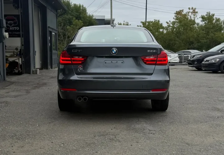 BMW 328i GT 2016, photo 6 de 20