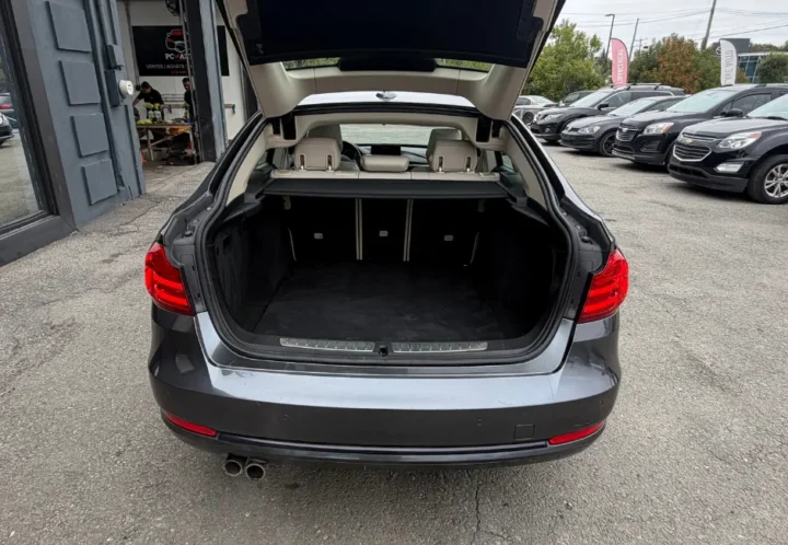 BMW 328i GT 2016, photo 7 de 20