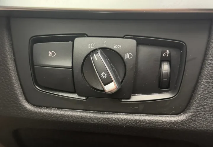 BMW 328i GT 2016, photo 17 de 20