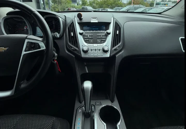 Chevrolet Equinox 2011, photo 12 de 16