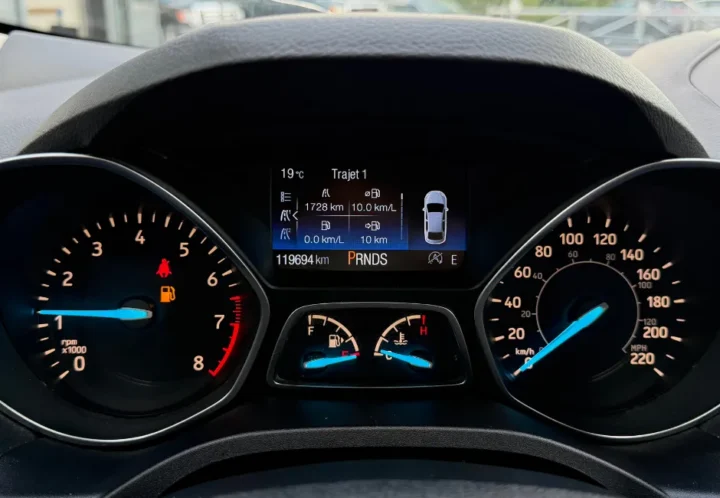 Ford Escape 2017, photo 15 de 16