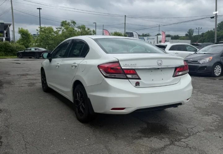 Honda Civic 2015, photo 5 de 18