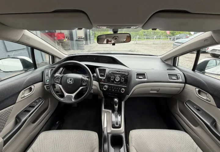 Honda Civic 2015, photo 12 de 18
