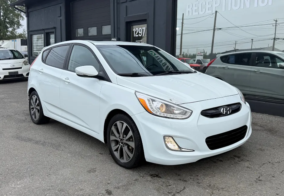 Hyundai Accent 2016, photo 1 de 15