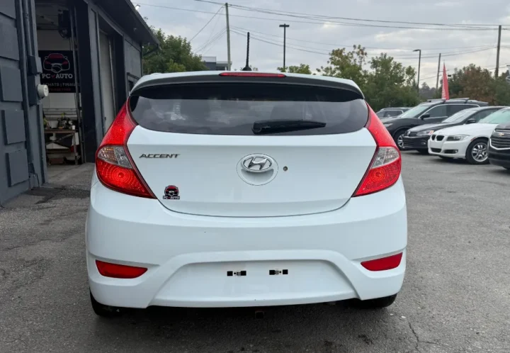 Hyundai Accent 2016, photo 5 de 15