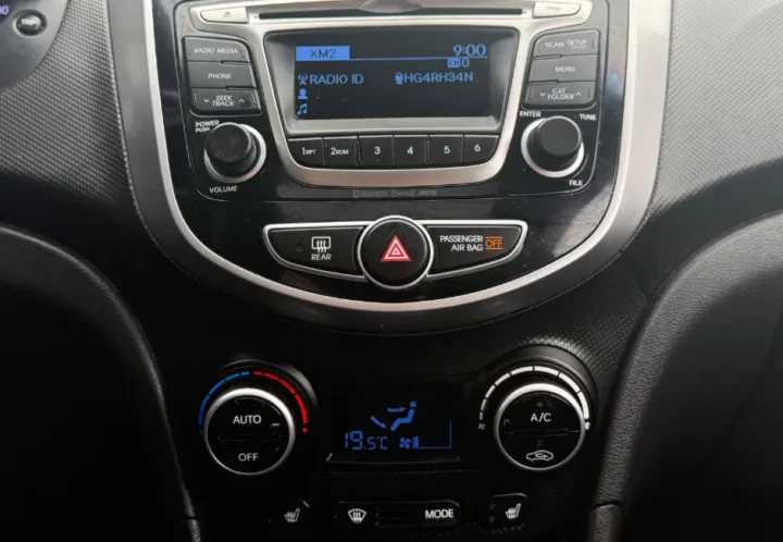 Hyundai Accent 2016, photo 11 de 15