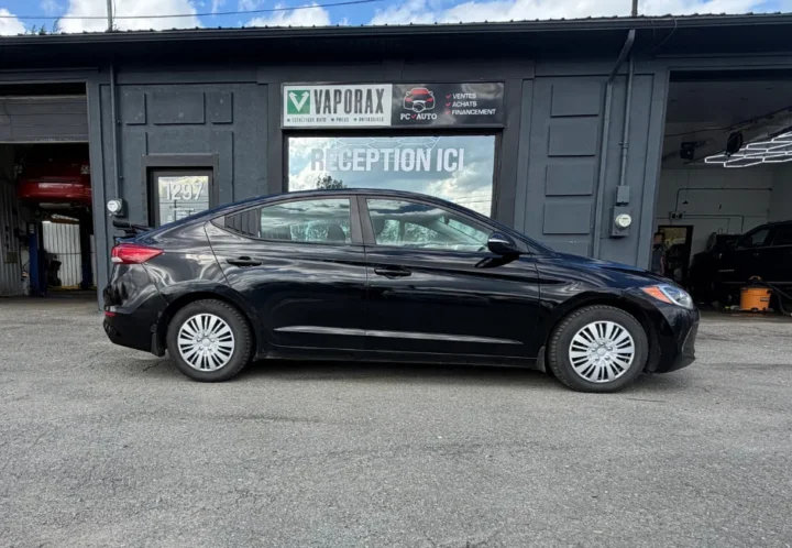Hyundai Elantra 2017, photo 8 de 15