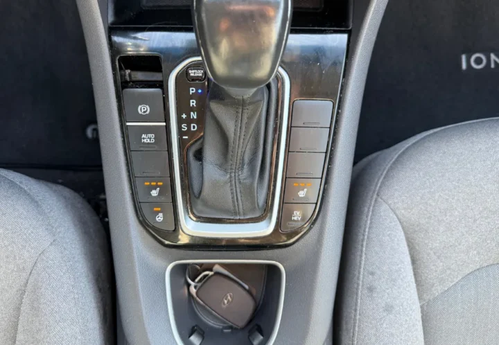 Hyundai Ioniq 2021, photo 14 de 19