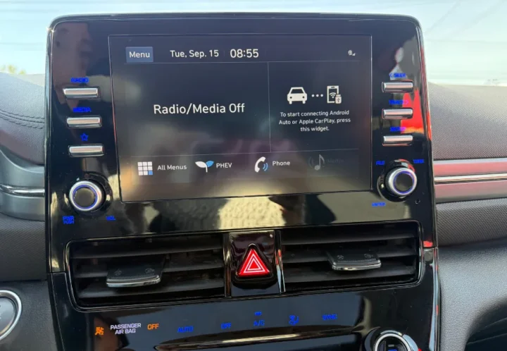 Hyundai Ioniq 2021, photo 16 de 19