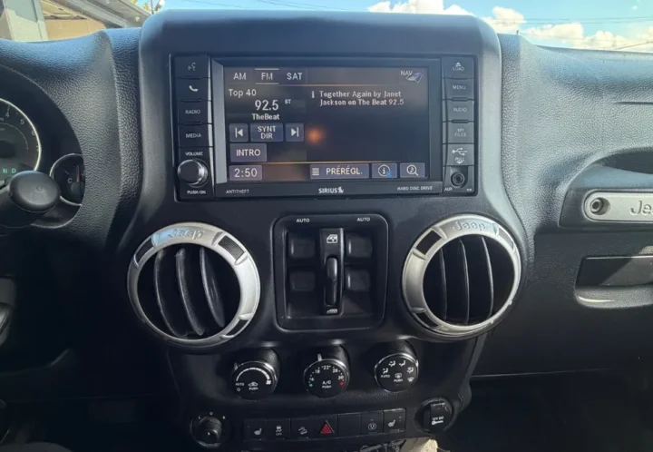 Jeep Wrangler 2014, photo 15 de 21