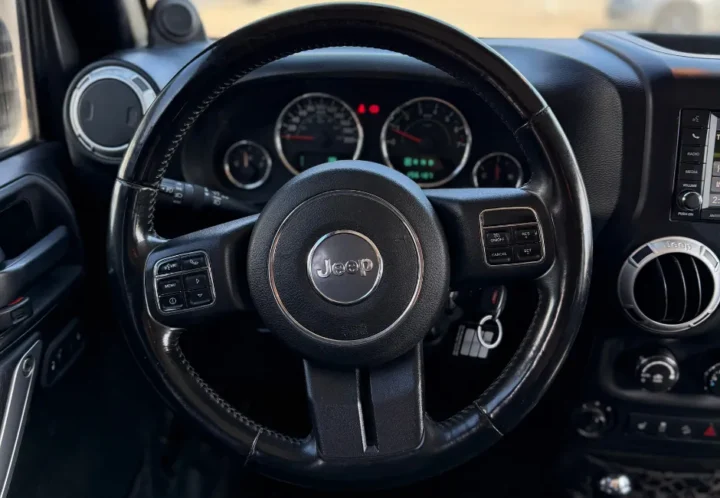Jeep Wrangler 2014, photo 17 de 21