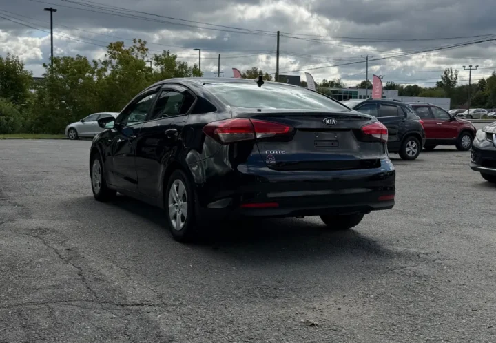 Kia Forte 2017, photo 5 de 16