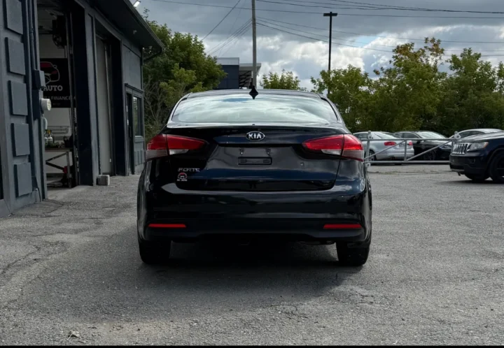 Kia Forte 2017, photo 6 de 16