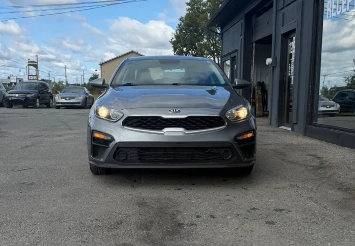 Kia Forte 2021, photo 2 de 14