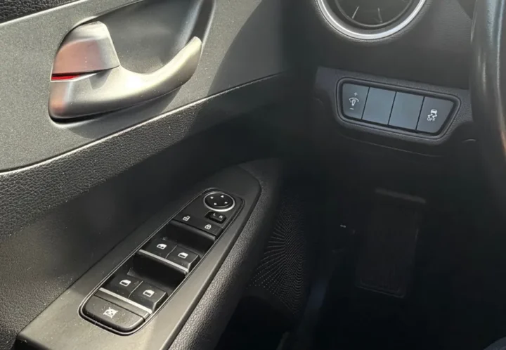 Kia Forte 2021, photo 10 de 14
