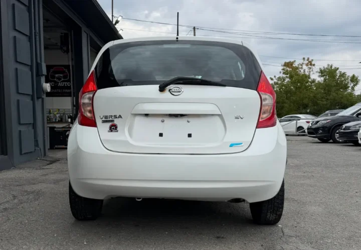 Nissan Versa 2015, photo 8 de 18