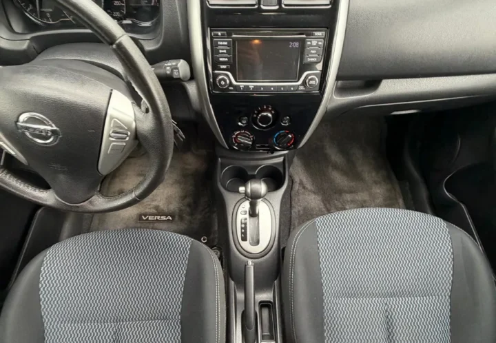 Nissan Versa 2015, photo 15 de 18