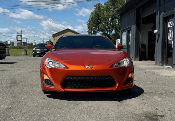 Scion FR-S 2014, photo 2 de 15