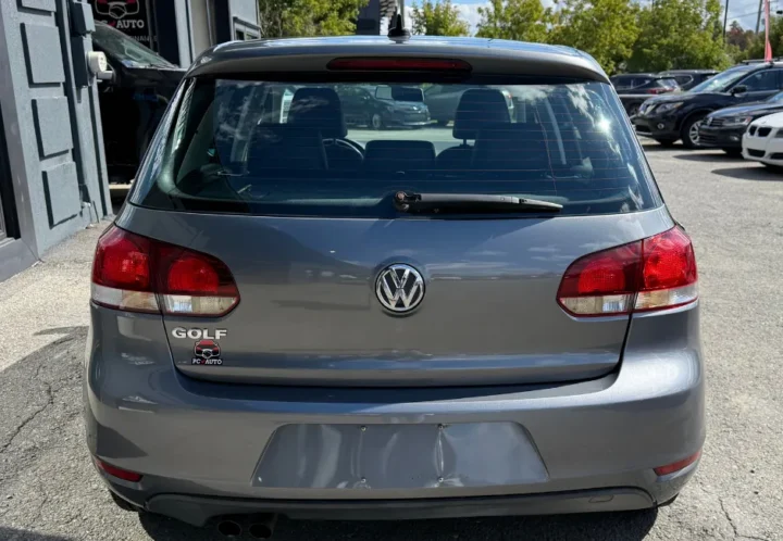 Volkswagen Golf 2011, photo 6 de 18