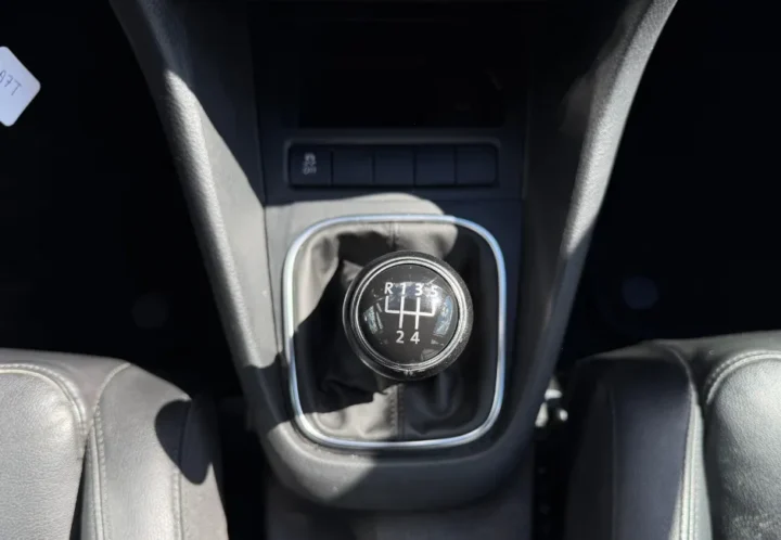 Volkswagen Golf 2011, photo 10 de 18