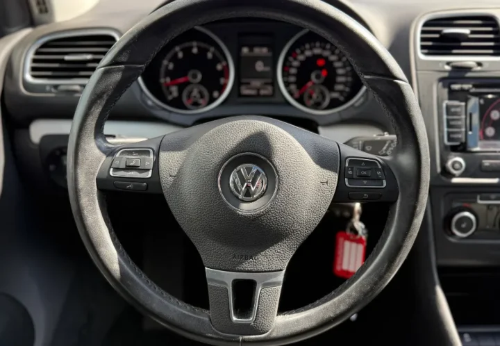 Volkswagen Golf 2011, photo 11 de 18