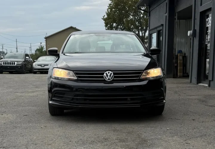 Volkswagen Jetta 2017, photo 2 de 17