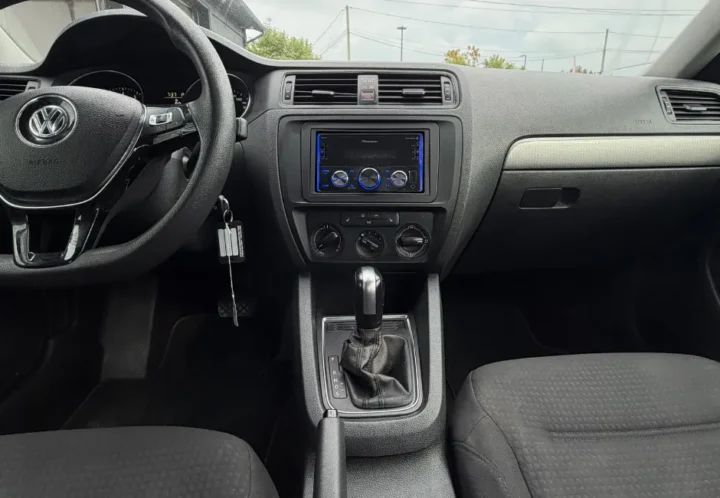 Volkswagen Jetta 2017, photo 11 de 17