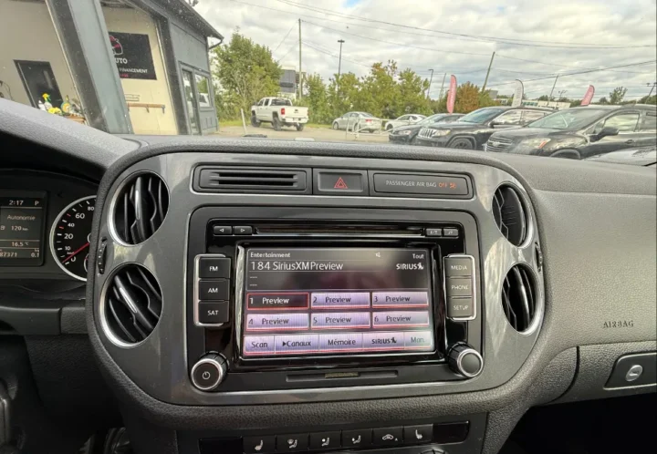 Volkswagen Tiguan 2015, photo 14 de 18